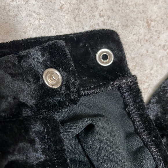 DANSKIN GIRLS CRUSHED BLACK/PURPLE VELVET SKATING/DANCING TURTLENECK BODYSUIT - Picture 8 of 8